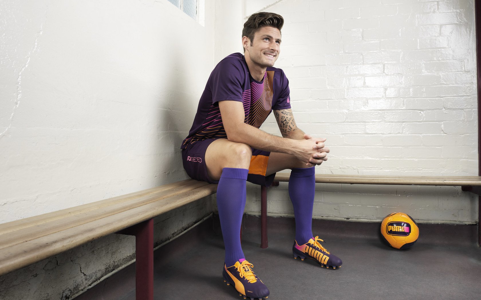 俱乐部成立未成年人保护委员会 维护青年利益,未成年保护组织